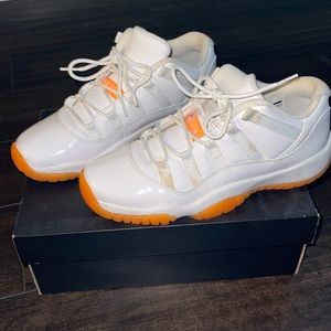 Air jordan 11 retro low citrus 11s